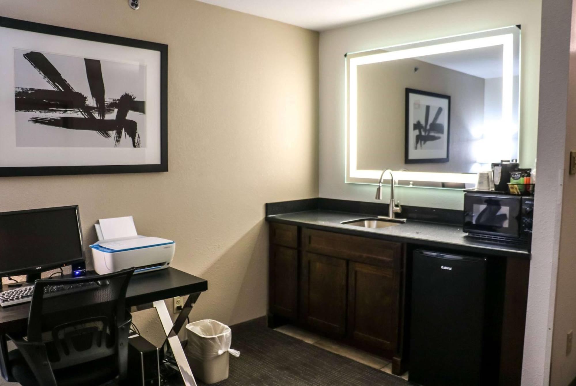 Hotel Ramada By Wyndham Del Rio